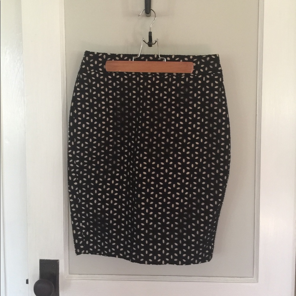 Eyelet pencil skirt